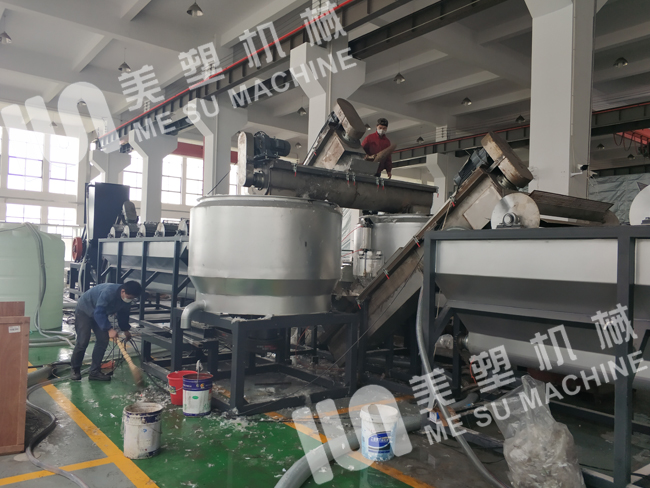 PP編織袋清洗線具有以下優(yōu)點(diǎn)